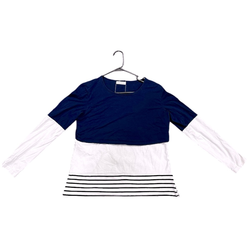Size Med. Maternity/Breastfeeding, Long sleeve. Navy section comes up to feed